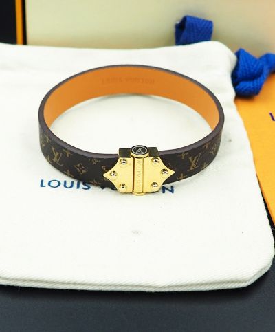  Louis Vuitton Nano Monogram Golden Clasp Six Studs Design Brown Canvas Bracelet For Ladies Online M6689F
