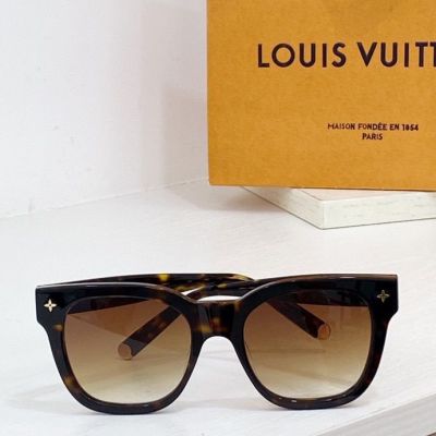  Louis Vuitton Leopard Frame Gradient Yellow Anti-UV Lens Gold Monogram Flowers Temples Round Tip Female Sunglasses