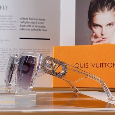 Vogue Oversize Transparent Frame Blue Lens Openwork Oval Diamonds LV Logo Embellished Wide Temples -  Louis Vuitton Neutral Eyeglass