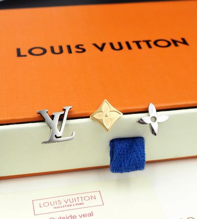 Louis Vuitton Instinct Women Silver Gray LV Logo & Gold Star Flower & Silvery White Flower Three Color Earrings M00530