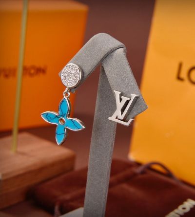  Louis Vuitton Opal Women's Silver LV Logo & Blue Monogram Flower Diamond Annulus Good Review Asymmetric Earrings MP3051