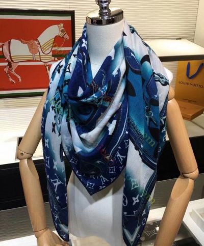  Louis Vuitton Hippie Monogram Design Chian Lock Printing Women 143CM Square Shawl Blue Silk & Cashmere Scarf