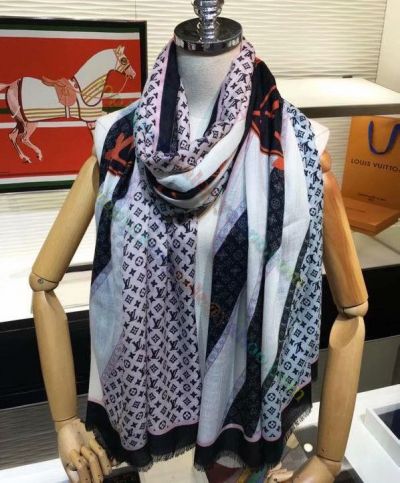  Louis Vuitton Female Baby Blue & Light Pink Patchwork Red Lv Mark White & Black Striated Good Review Scarf
