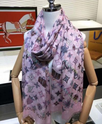  Louis Vuitton Zodiac Rat Multifarious Polychrome Cartoon Pattern & Monogram Flower Best Quality Pink Female Silk Scarf