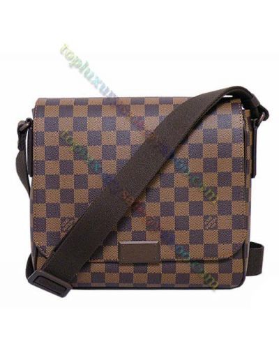  Louis Vuitton Damier Check Printing District Brown Canvas Male 2021 Classic  District Messenger Bag Flap Crossbody Bag